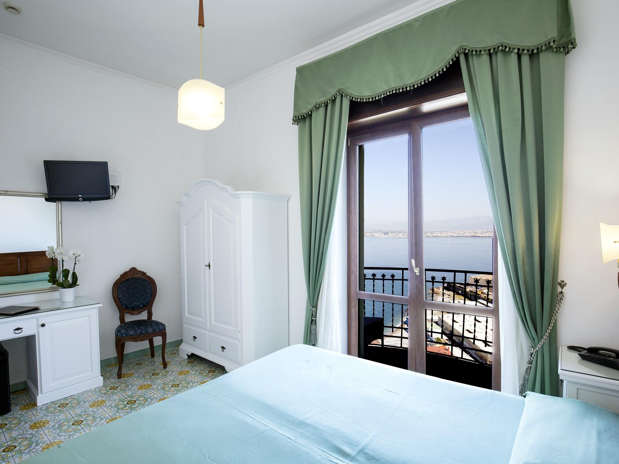 La Panoramica Hotel Castellammare di Stabia Exteriör bild