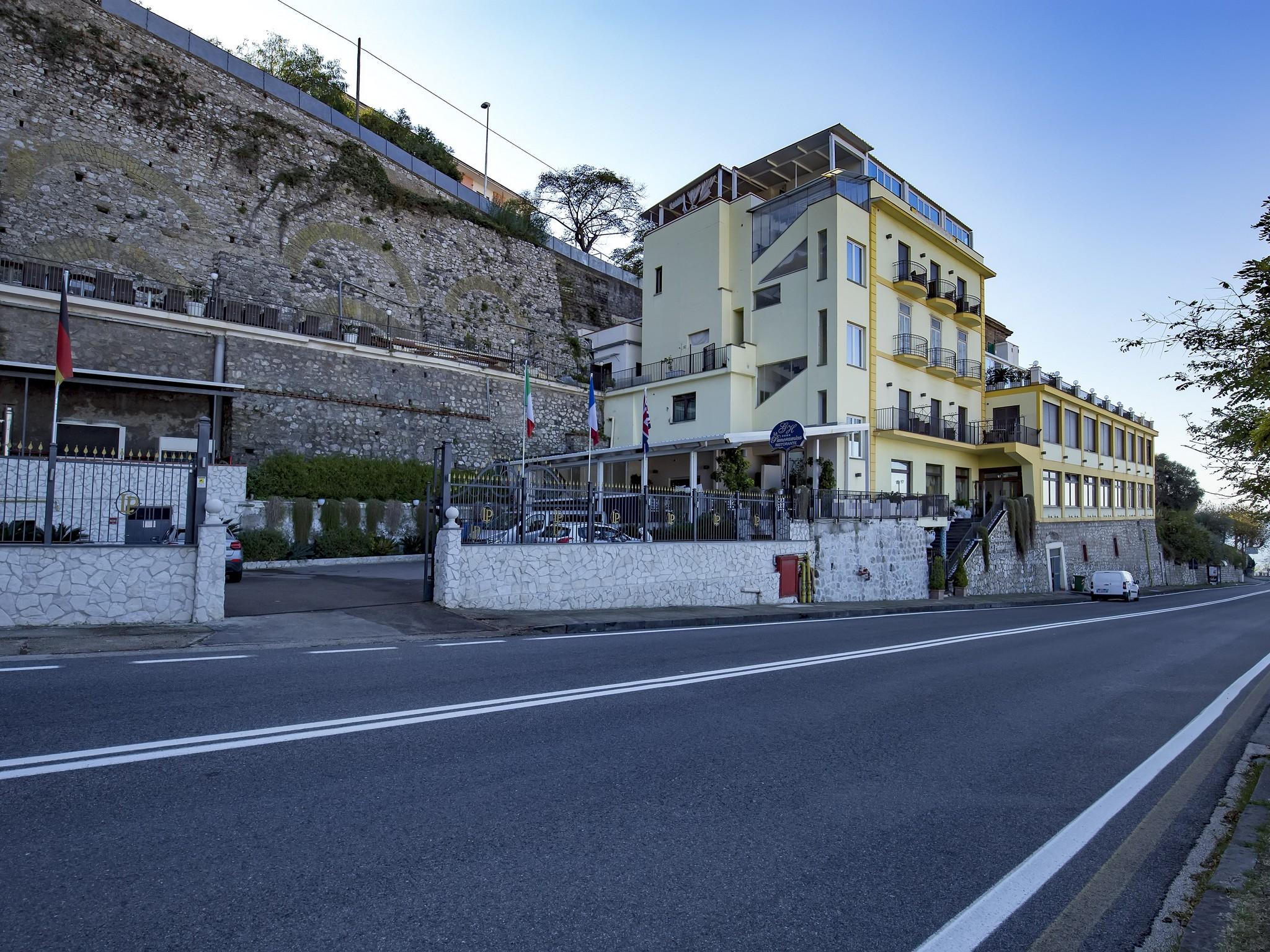La Panoramica Hotel Castellammare di Stabia Exteriör bild