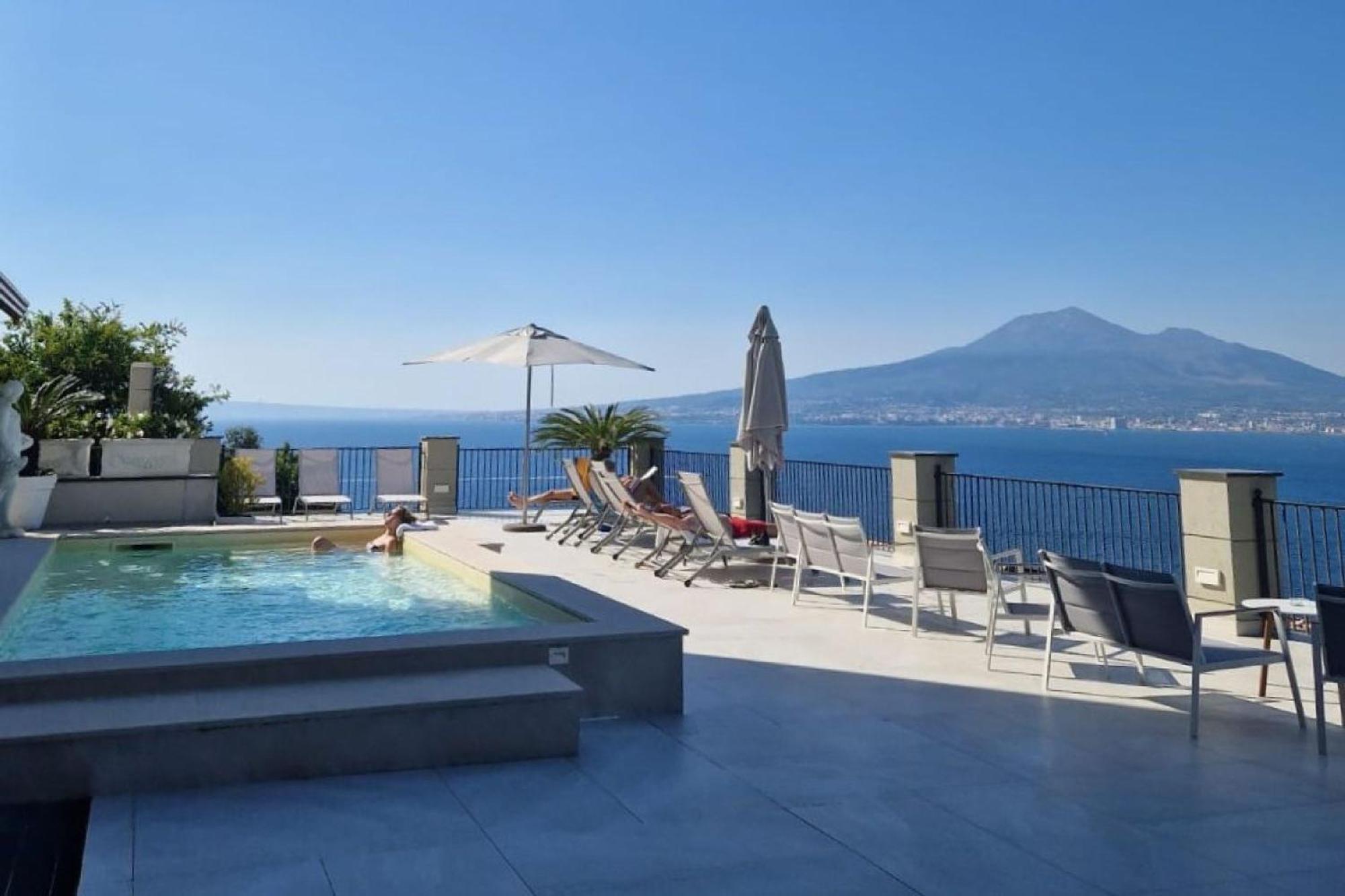 La Panoramica Hotel Castellammare di Stabia Exteriör bild
