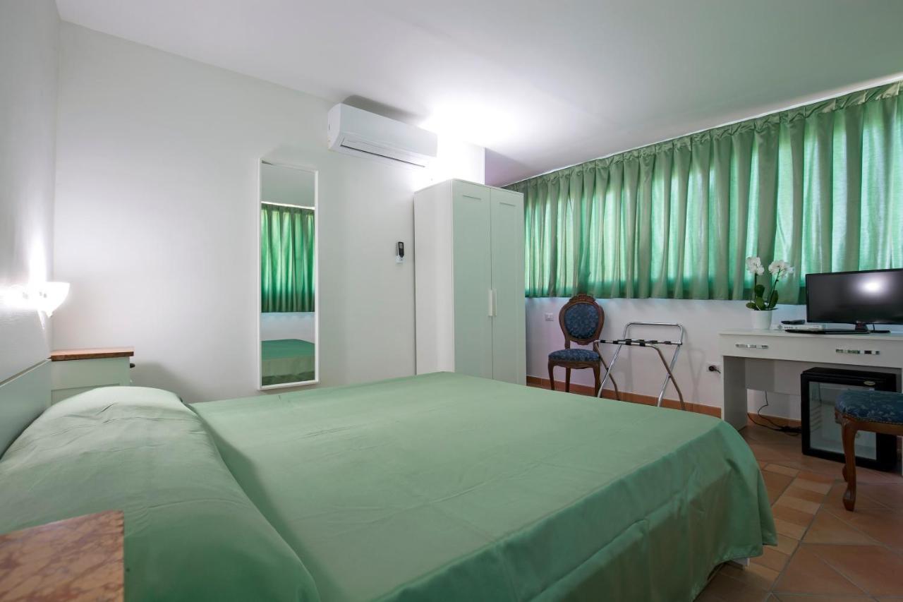 La Panoramica Hotel Castellammare di Stabia Exteriör bild