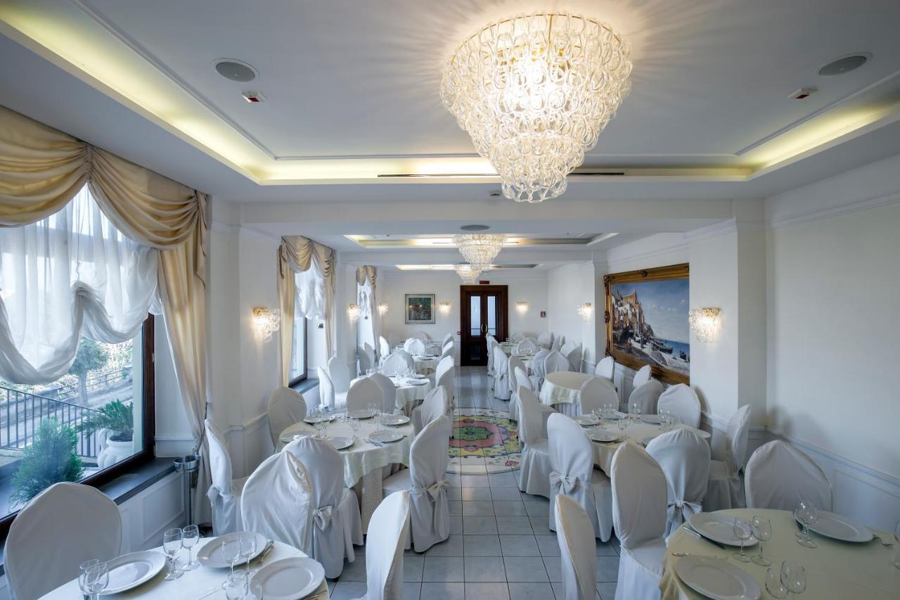 La Panoramica Hotel Castellammare di Stabia Exteriör bild